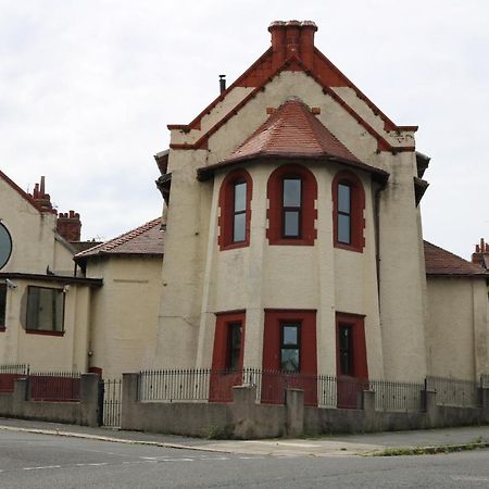 Victoria House Hotel Barrow-in-Furness Buitenkant foto